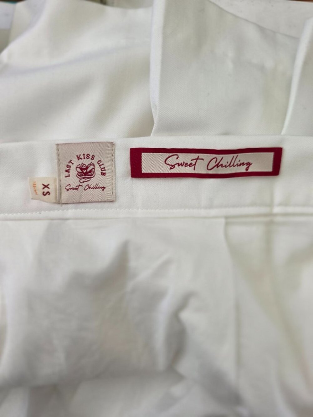 Sweet Chilling White Pleated Mini Skort With Wraparound Tie Detail Sz XS - Picture 6 of 8